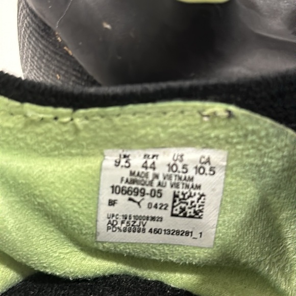 Men’s soccer cleats with shin guards and covers. - Picture 2 of 2